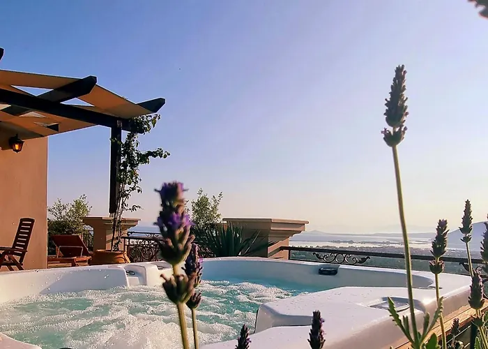 Aquilina Holiday home Apolpaina